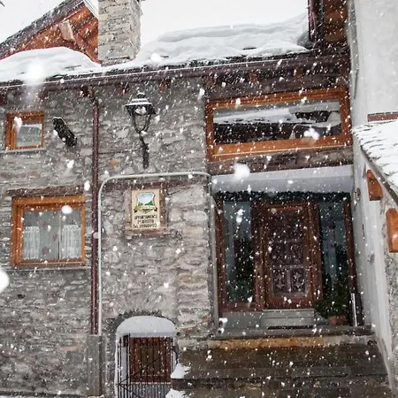 Maison De Meuny كورمايور