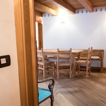 Maison De Meuny Apartment Courmayeur