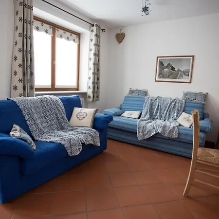 Lägenhet Maison De Meuny