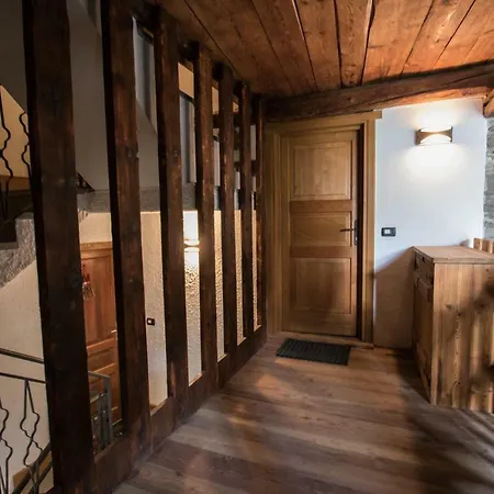Maison De Meuny *