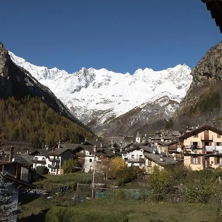 Maison De Meuny Courmayeur