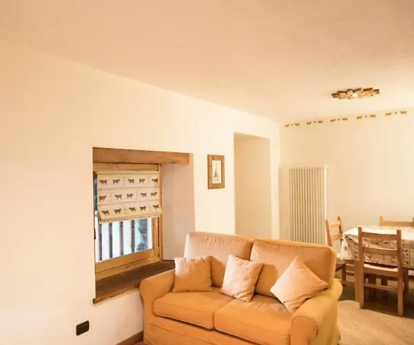 Maison De Meuny Κουρμαγιέρ